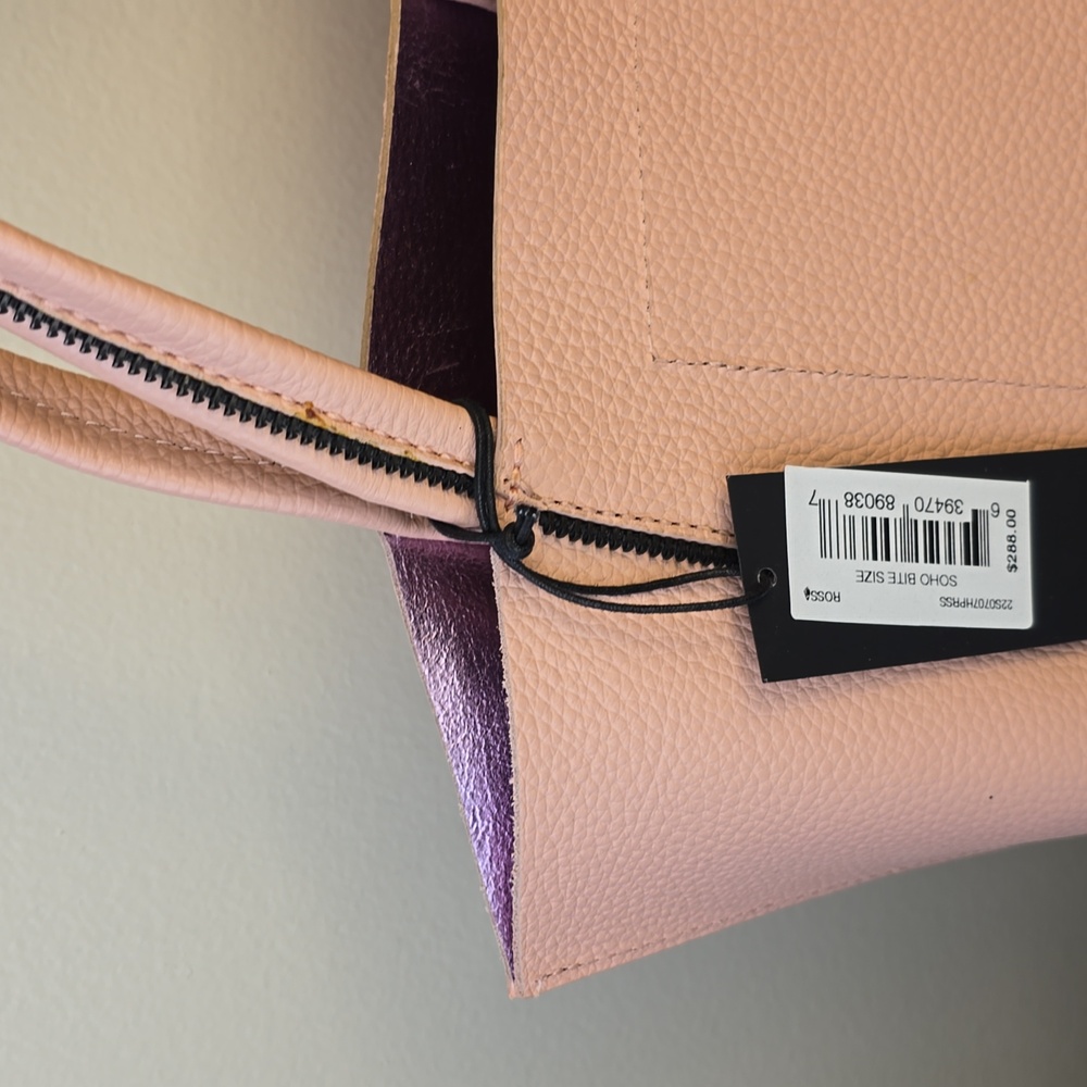 Botkier 💖NWT💖 Stunning Light Pink SOHO Bite Size Purse!💖💖💖 - Picture 17 of 17